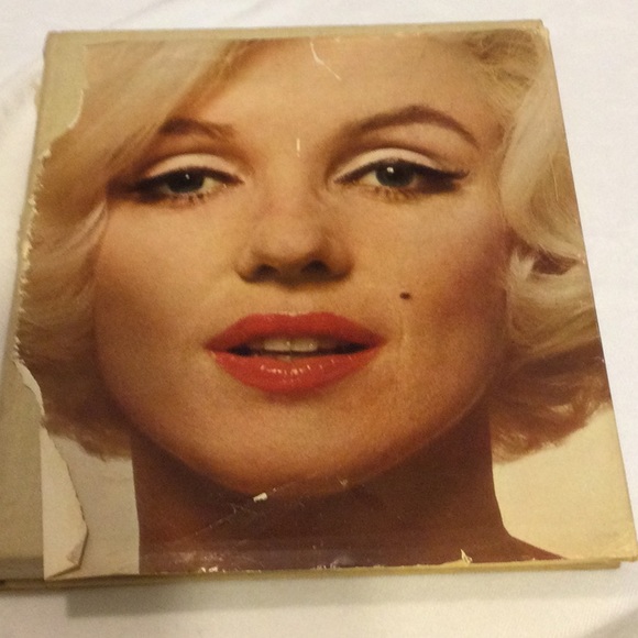 Rare Marilyn Monroe biography hard back book. - Picture 1 of 11